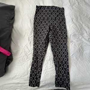 Lululemon cropped leggings